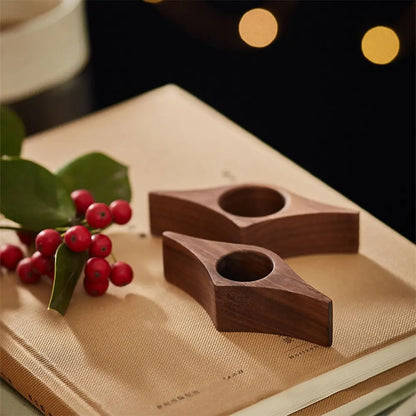 PageGrip™ – Wooden Thumb Bookmark for One-Hand Reading